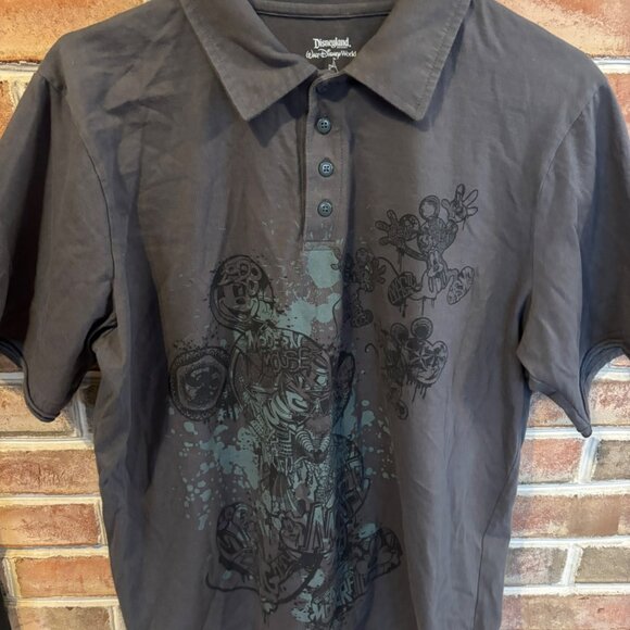 Disneyland Mickey Mouse Graffiti Graphic Polo Shirt Gray Short Sleeve Mens Sz L - Picture 1 of 10